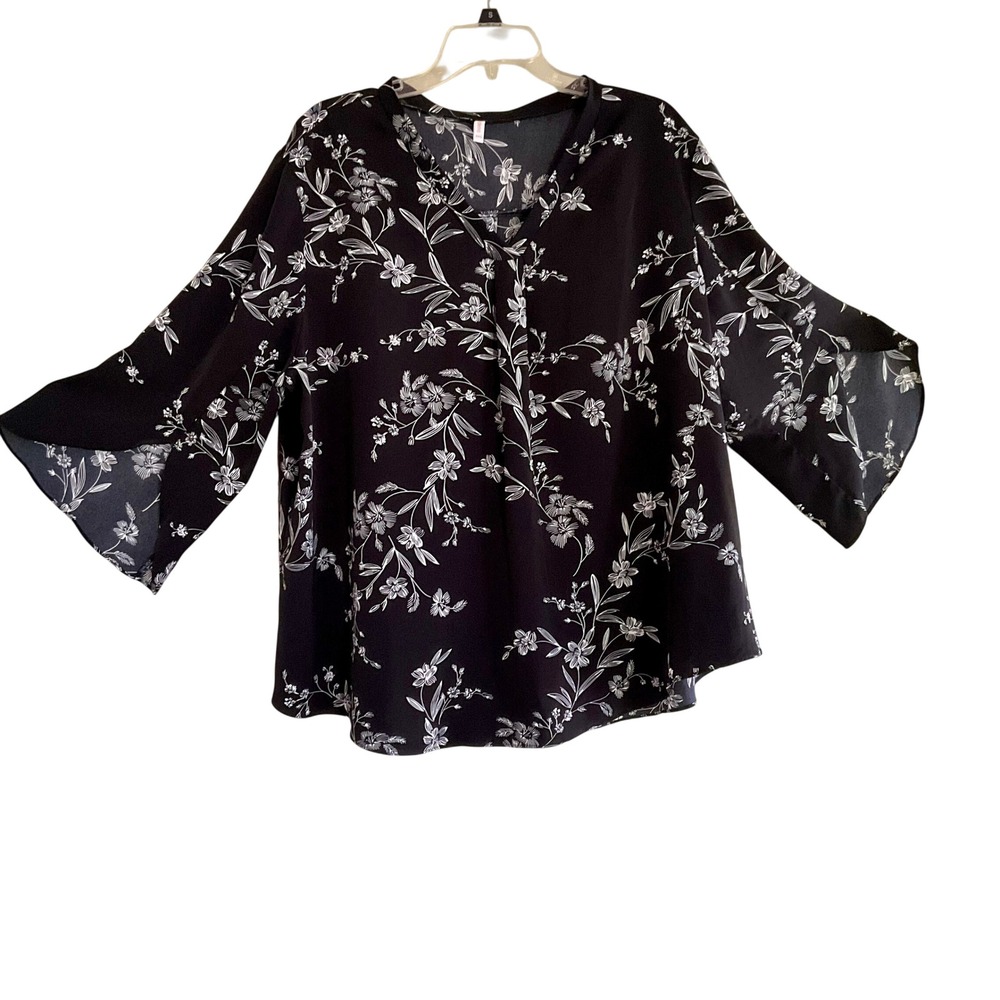 Aodemo Black White Floral V-Neck‎ Bell Sleeve Blouse Top 3XL Plus Sz Career Wear